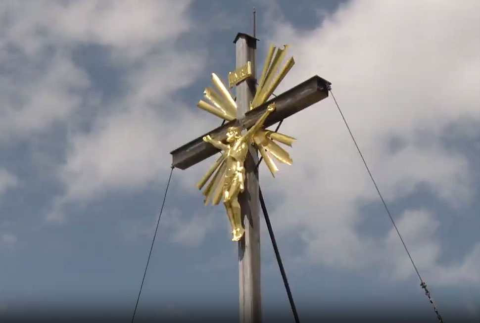 Vorschaubild des Videos - Gipfelkreuz